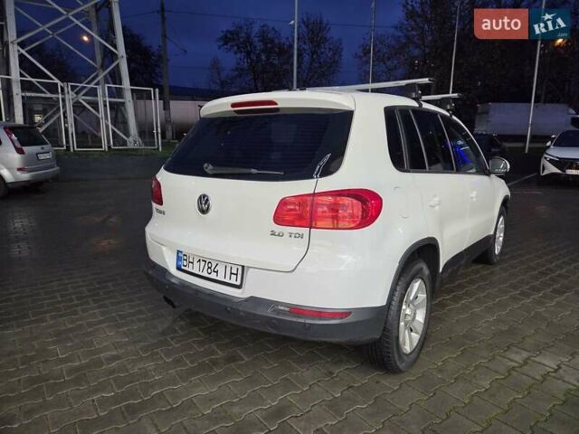 Белый Фольксваген Тигуан, объемом двигателя 1.98 л и пробегом 215 тыс. км за 12999 $, фото 3 на Automoto.ua
