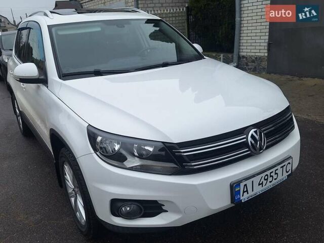 Білий Фольксваген Тігуан, об'ємом двигуна 2 л та пробігом 107 тис. км за 17000 $, фото 2 на Automoto.ua