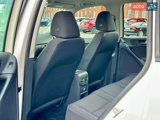 Белый Фольксваген Тигуан, объемом двигателя 1.98 л и пробегом 199 тыс. км за 11499 $, фото 18 на Automoto.ua