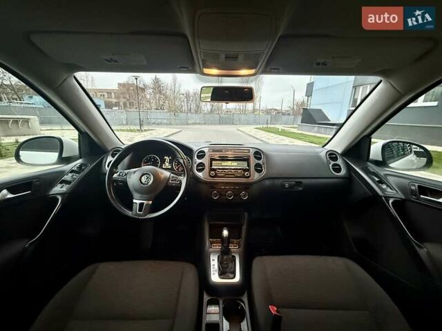 Белый Фольксваген Тигуан, объемом двигателя 1.98 л и пробегом 143 тыс. км за 9999 $, фото 9 на Automoto.ua