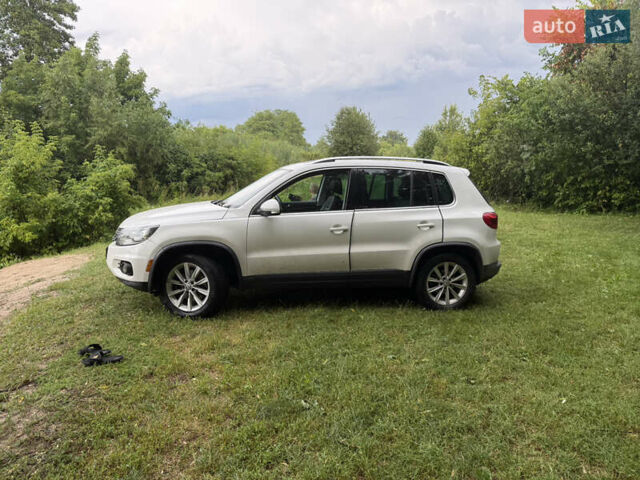 Белый Фольксваген Тигуан, объемом двигателя 1.98 л и пробегом 145 тыс. км за 12800 $, фото 2 на Automoto.ua