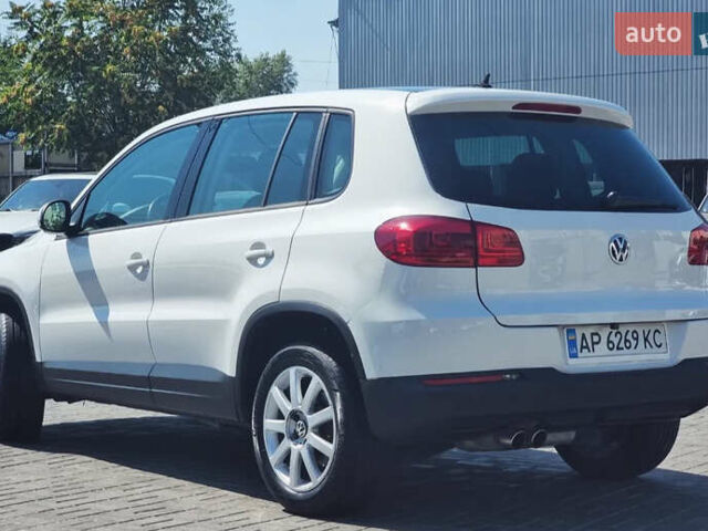 Белый Фольксваген Тигуан, объемом двигателя 1.98 л и пробегом 260 тыс. км за 10000 $, фото 6 на Automoto.ua