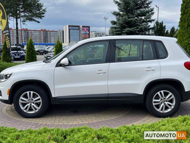 Белый Фольксваген Тигуан, объемом двигателя 2 л и пробегом 232 тыс. км за 10700 $, фото 3 на Automoto.ua
