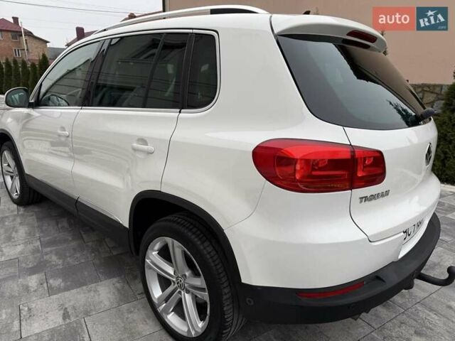 Белый Фольксваген Тигуан, объемом двигателя 2 л и пробегом 142 тыс. км за 12999 $, фото 10 на Automoto.ua