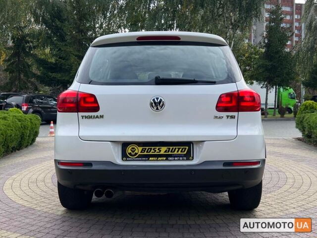Белый Фольксваген Тигуан, объемом двигателя 2 л и пробегом 232 тыс. км за 10700 $, фото 5 на Automoto.ua