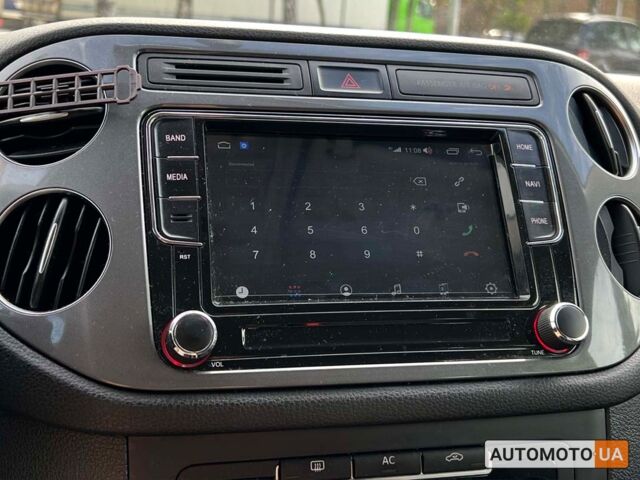 Белый Фольксваген Тигуан, объемом двигателя 2 л и пробегом 232 тыс. км за 10700 $, фото 15 на Automoto.ua