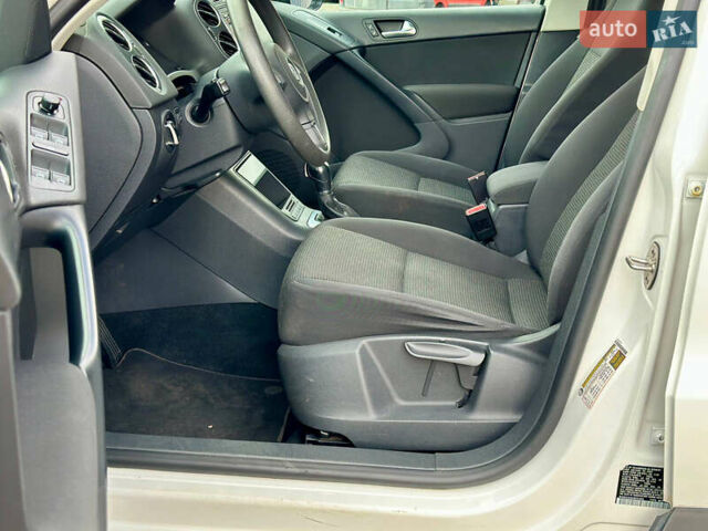 Белый Фольксваген Тигуан, объемом двигателя 1.98 л и пробегом 199 тыс. км за 11499 $, фото 16 на Automoto.ua