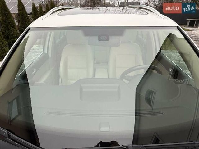 Белый Фольксваген Тигуан, объемом двигателя 2 л и пробегом 142 тыс. км за 12999 $, фото 49 на Automoto.ua