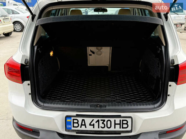 Білий Фольксваген Тігуан, об'ємом двигуна 1.98 л та пробігом 195 тис. км за 10900 $, фото 11 на Automoto.ua