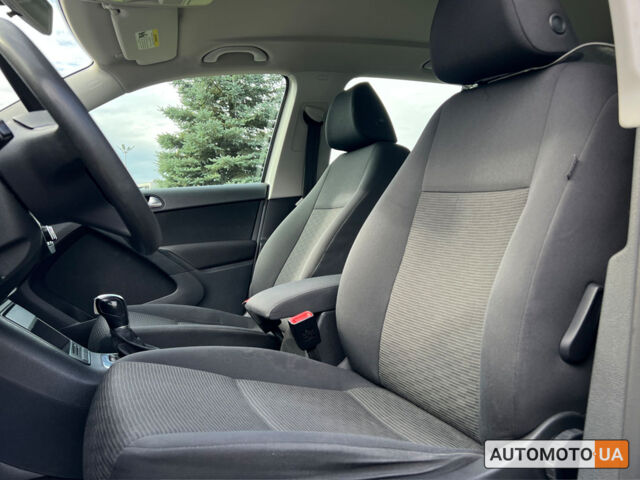 Белый Фольксваген Тигуан, объемом двигателя 2 л и пробегом 232 тыс. км за 10700 $, фото 12 на Automoto.ua