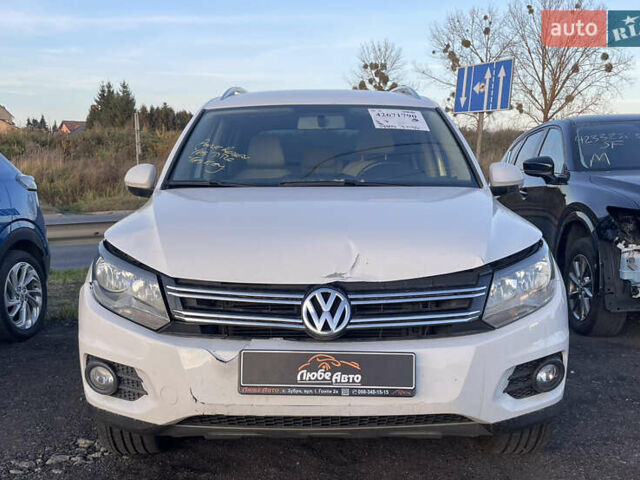 Білий Фольксваген Тігуан, об'ємом двигуна 2 л та пробігом 190 тис. км за 9500 $, фото 2 на Automoto.ua