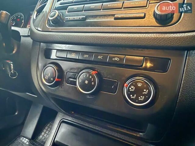 Белый Фольксваген Тигуан, объемом двигателя 1.98 л и пробегом 143 тыс. км за 9999 $, фото 24 на Automoto.ua