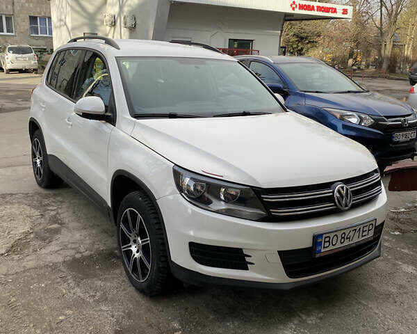 Белый Фольксваген Тигуан, объемом двигателя 1.97 л и пробегом 183 тыс. км за 13000 $, фото 10 на Automoto.ua