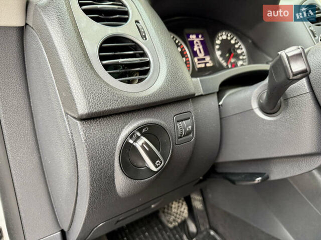 Білий Фольксваген Тігуан, об'ємом двигуна 1.98 л та пробігом 212 тис. км за 9499 $, фото 20 на Automoto.ua