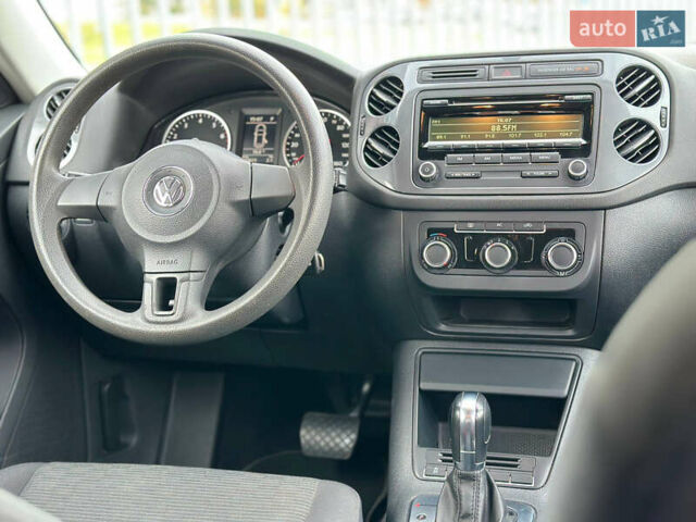 Белый Фольксваген Тигуан, объемом двигателя 1.98 л и пробегом 199 тыс. км за 11499 $, фото 15 на Automoto.ua