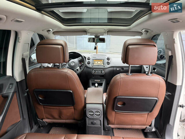 Белый Фольксваген Тигуан, объемом двигателя 1.97 л и пробегом 205 тыс. км за 14900 $, фото 8 на Automoto.ua