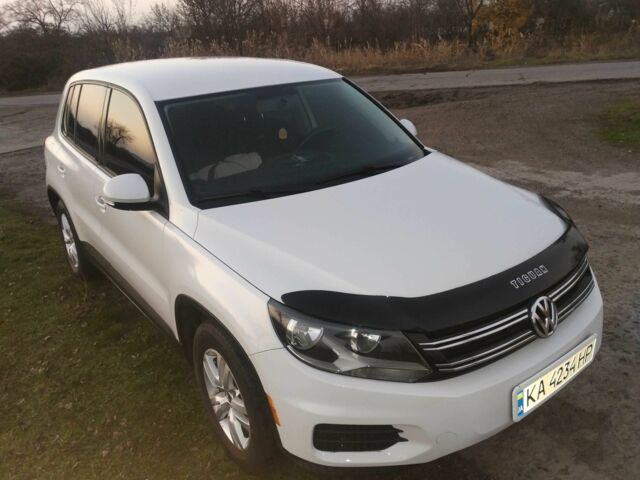 Білий Фольксваген Тігуан, об'ємом двигуна 2 л та пробігом 231 тис. км за 12100 $, фото 8 на Automoto.ua