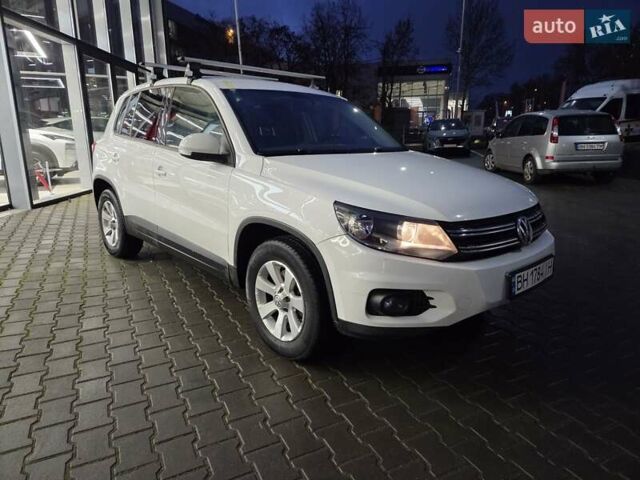 Белый Фольксваген Тигуан, объемом двигателя 1.98 л и пробегом 215 тыс. км за 12999 $, фото 2 на Automoto.ua