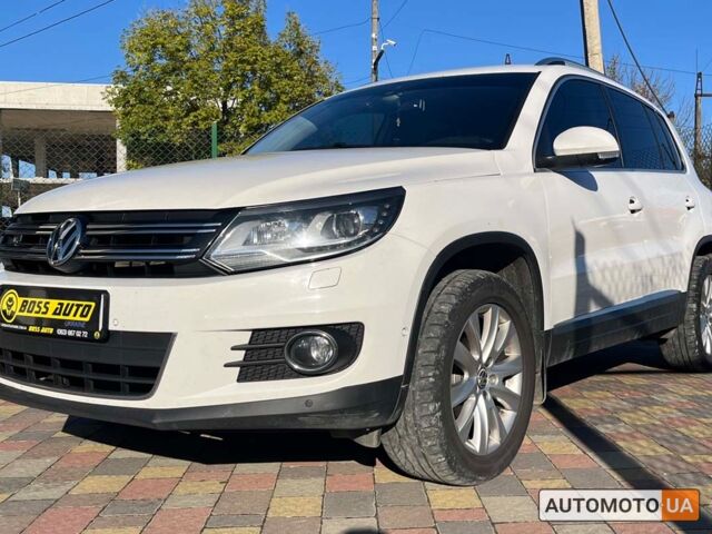 Белый Фольксваген Тигуан, объемом двигателя 2 л и пробегом 203 тыс. км за 15999 $, фото 2 на Automoto.ua