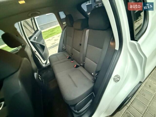 Белый Фольксваген Тигуан, объемом двигателя 1.98 л и пробегом 143 тыс. км за 9999 $, фото 18 на Automoto.ua