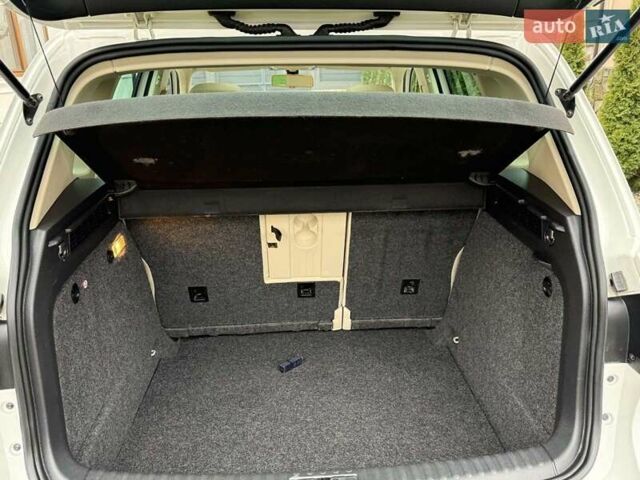 Белый Фольксваген Тигуан, объемом двигателя 2 л и пробегом 142 тыс. км за 12999 $, фото 33 на Automoto.ua