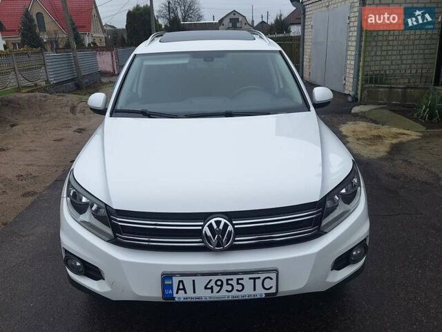 Білий Фольксваген Тігуан, об'ємом двигуна 2 л та пробігом 107 тис. км за 17000 $, фото 1 на Automoto.ua