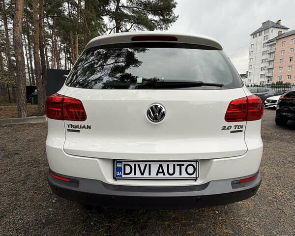 Білий Фольксваген Тігуан, об'ємом двигуна 2 л та пробігом 200 тис. км за 15300 $, фото 8 на Automoto.ua