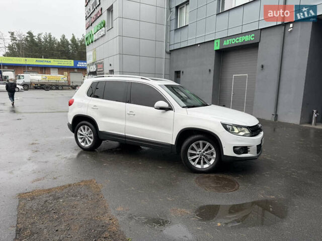 Белый Фольксваген Тигуан, объемом двигателя 1.97 л и пробегом 205 тыс. км за 14900 $, фото 2 на Automoto.ua
