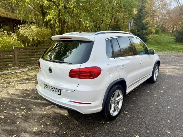 Белый Фольксваген Тигуан, объемом двигателя 2 л и пробегом 35 тыс. км за 21500 $, фото 5 на Automoto.ua