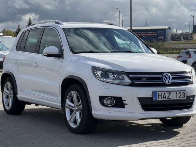Белый Фольксваген Тигуан, объемом двигателя 2 л и пробегом 121 тыс. км за 8800 $, фото 2 на Automoto.ua