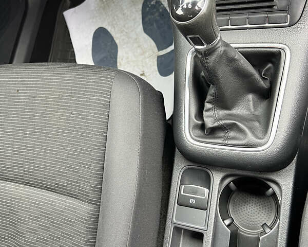 Белый Фольксваген Тигуан, объемом двигателя 1.98 л и пробегом 240 тыс. км за 10900 $, фото 15 на Automoto.ua