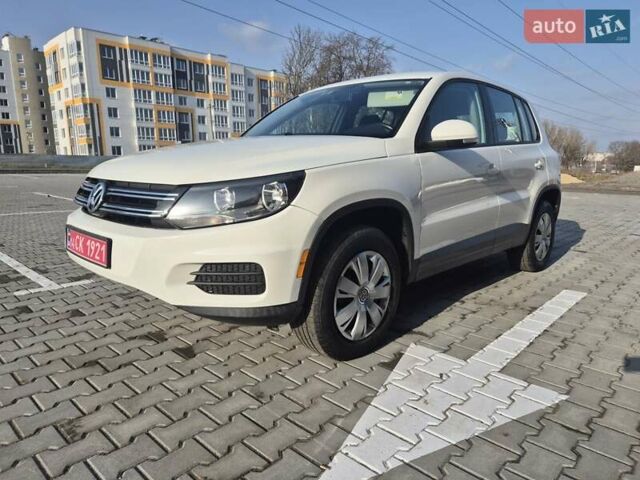 Белый Фольксваген Тигуан, объемом двигателя 1.97 л и пробегом 156 тыс. км за 9999 $, фото 1 на Automoto.ua