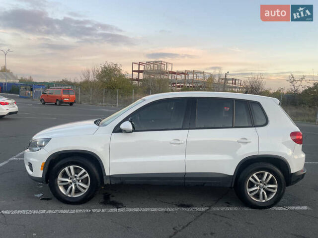 Белый Фольксваген Тигуан, объемом двигателя 1.98 л и пробегом 208 тыс. км за 10800 $, фото 1 на Automoto.ua