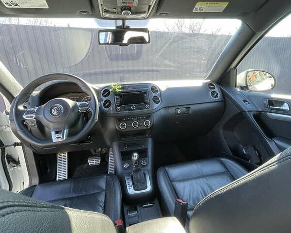 Белый Фольксваген Тигуан, объемом двигателя 1.98 л и пробегом 222 тыс. км за 12799 $, фото 66 на Automoto.ua