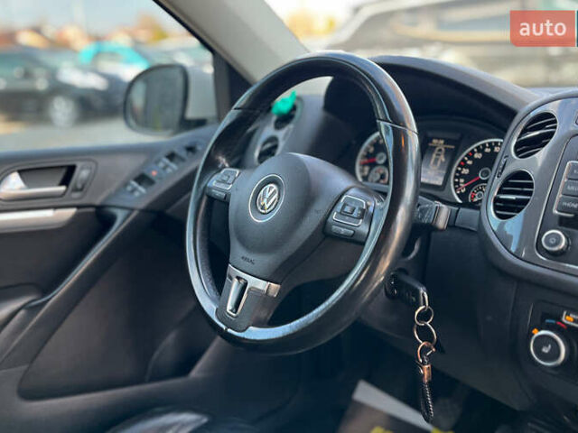 Білий Фольксваген Тігуан, об'ємом двигуна 1.39 л та пробігом 270 тис. км за 13999 $, фото 15 на Automoto.ua