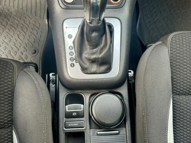 Белый Фольксваген Тигуан, объемом двигателя 2 л и пробегом 35 тыс. км за 21500 $, фото 20 на Automoto.ua