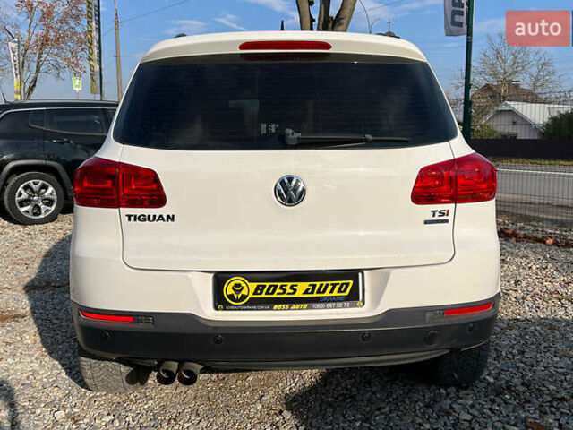 Білий Фольксваген Тігуан, об'ємом двигуна 1.39 л та пробігом 270 тис. км за 13999 $, фото 4 на Automoto.ua