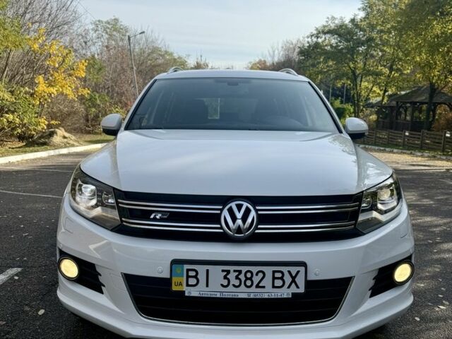 Белый Фольксваген Тигуан, объемом двигателя 2 л и пробегом 35 тыс. км за 21500 $, фото 1 на Automoto.ua