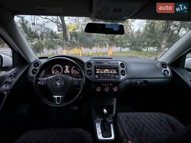 Белый Фольксваген Тигуан, объемом двигателя 1.98 л и пробегом 190 тыс. км за 10900 $, фото 17 на Automoto.ua