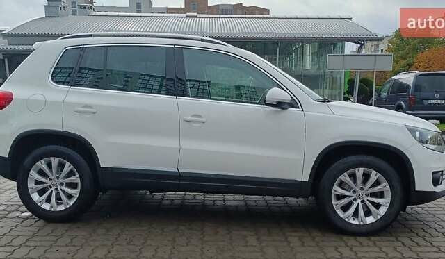Белый Фольксваген Тигуан, объемом двигателя 2 л и пробегом 95 тыс. км за 17900 $, фото 7 на Automoto.ua