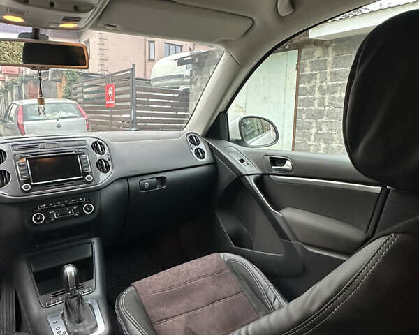 Білий Фольксваген Тігуан, об'ємом двигуна 1.97 л та пробігом 270 тис. км за 17300 $, фото 19 на Automoto.ua