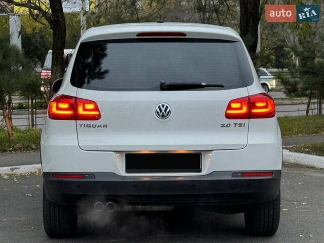 Белый Фольксваген Тигуан, объемом двигателя 1.98 л и пробегом 190 тыс. км за 10900 $, фото 9 на Automoto.ua