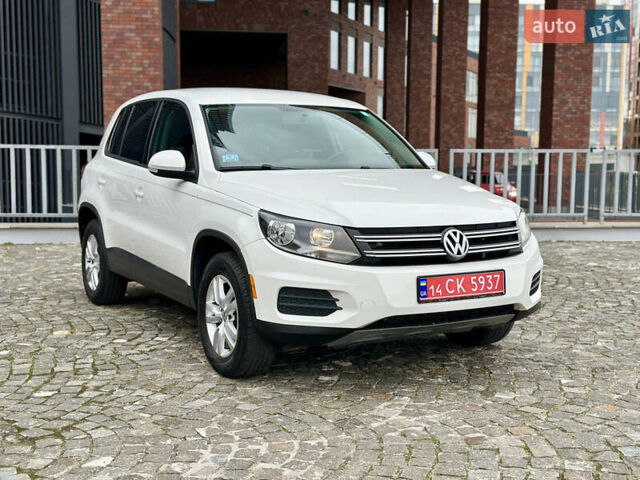 Белый Фольксваген Тигуан, объемом двигателя 1.98 л и пробегом 160 тыс. км за 11000 $, фото 1 на Automoto.ua