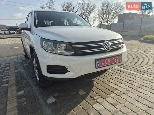 Белый Фольксваген Тигуан, объемом двигателя 1.97 л и пробегом 156 тыс. км за 9900 $, фото 7 на Automoto.ua