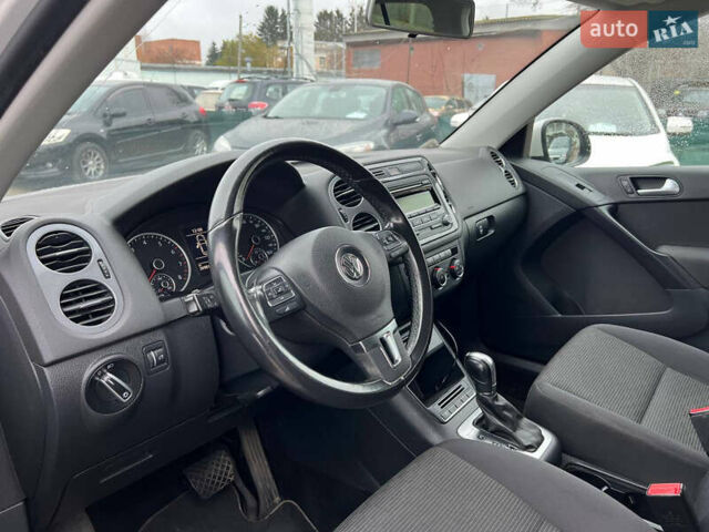 Белый Фольксваген Тигуан, объемом двигателя 2 л и пробегом 199 тыс. км за 12200 $, фото 13 на Automoto.ua