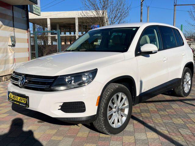 Білий Фольксваген Тігуан, об'ємом двигуна 2 л та пробігом 217 тис. км за 11500 $, фото 2 на Automoto.ua