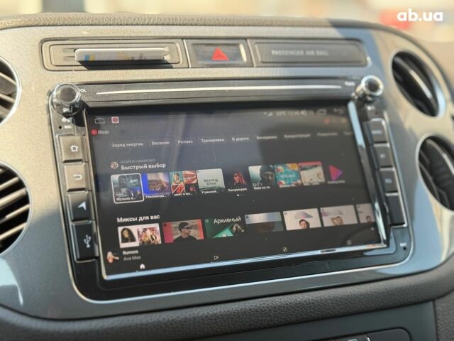 Білий Фольксваген Тігуан, об'ємом двигуна 2 л та пробігом 250 тис. км за 16490 $, фото 29 на Automoto.ua