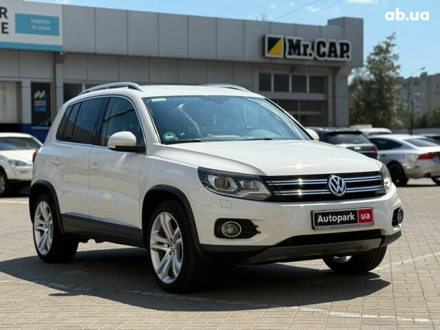 Білий Фольксваген Тігуан, об'ємом двигуна 2 л та пробігом 250 тис. км за 16490 $, фото 2 на Automoto.ua