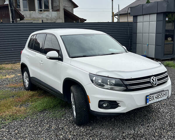 Белый Фольксваген Тигуан, объемом двигателя 1.98 л и пробегом 240 тыс. км за 10900 $, фото 1 на Automoto.ua