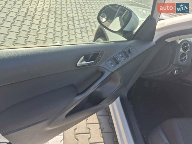 Белый Фольксваген Тигуан, объемом двигателя 1.97 л и пробегом 156 тыс. км за 9900 $, фото 14 на Automoto.ua